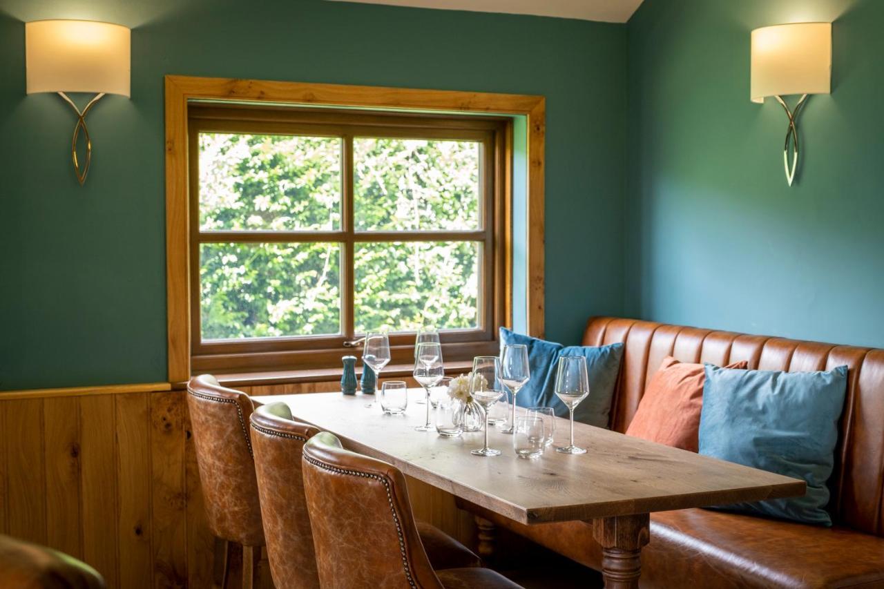 The Three Lions Hotell Fordingbridge Exteriör bild